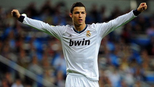 小将卡尔：我从基米希和凯恩身上学到了很多，很开心在拜仁踢球