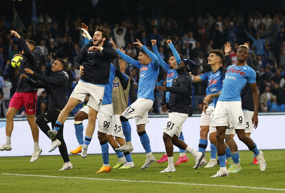 王晓龙：在西班牙踢球竞争很大，缺乏学习和社交能力会很困难