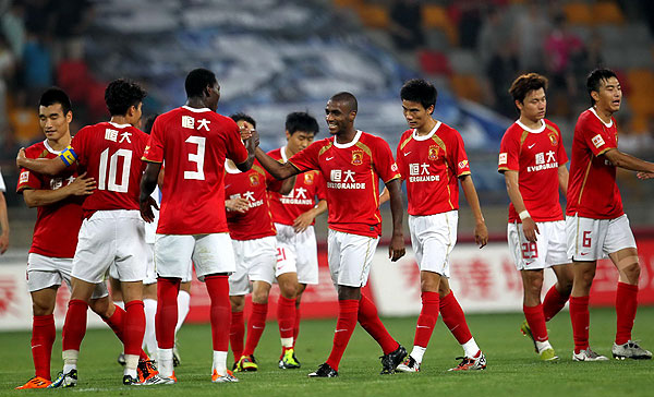 他回家了，回到了深爱的巴塞罗那