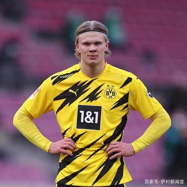 纽约洋基队由于外野防守失误，在 2025 季后赛首轮遭遇严峻考验